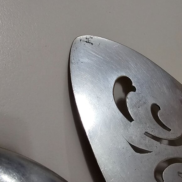 International Silver Tulip Serving Set 2pc floral center design 1950s Vtg minima - Picture 12 of 13